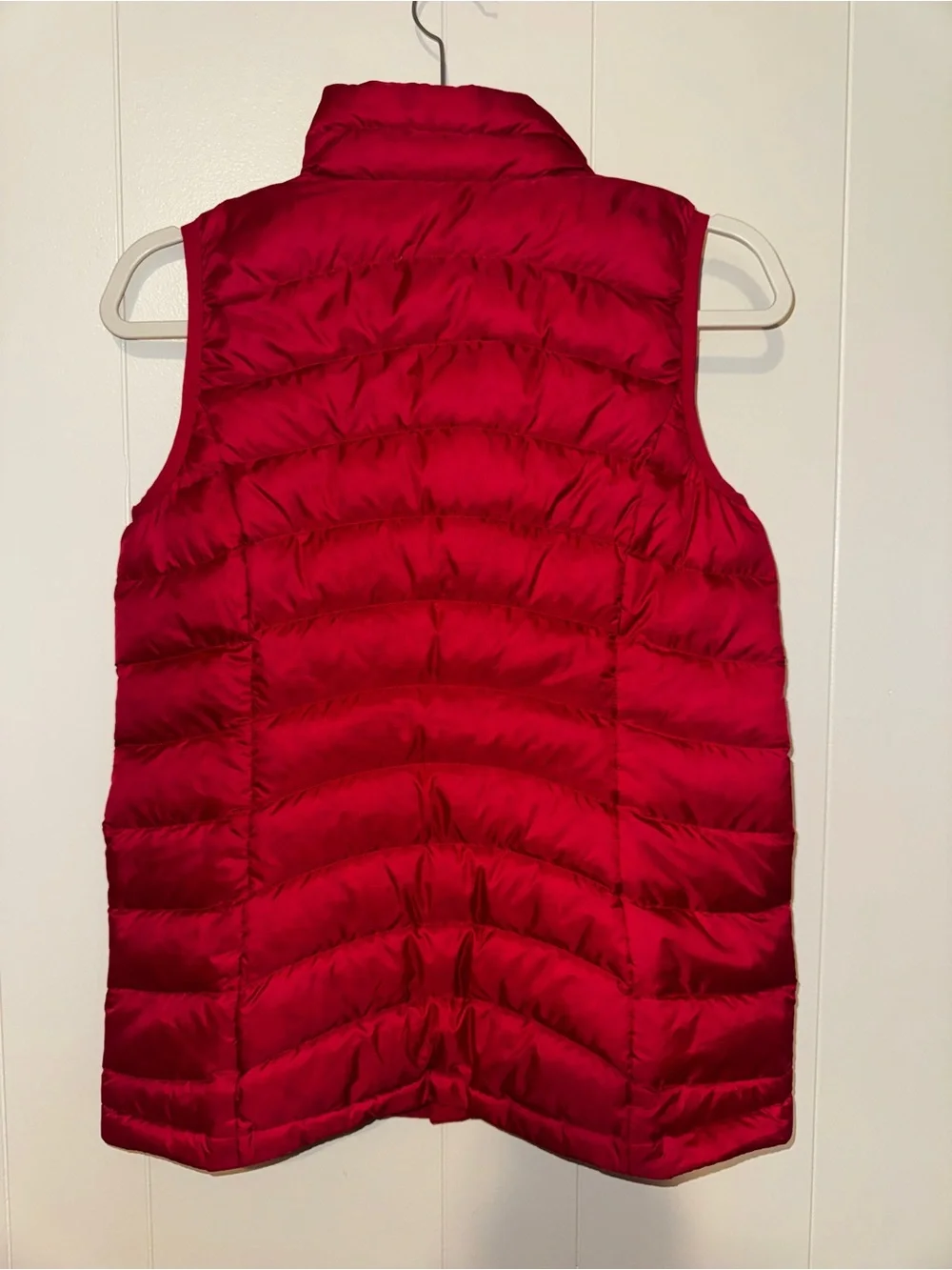Patagonia Red Quilted Down Vest with Zipper Pockets Girls Size 14